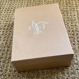 Louboutin clutch box